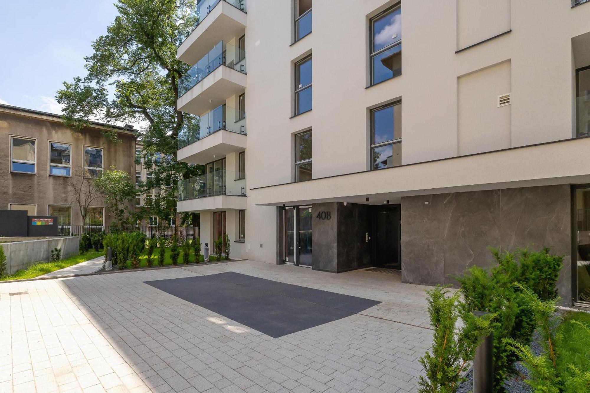 Krowoderska Apartment With Balcony Near City Center By Rent Like Home Cracóvia Exterior foto